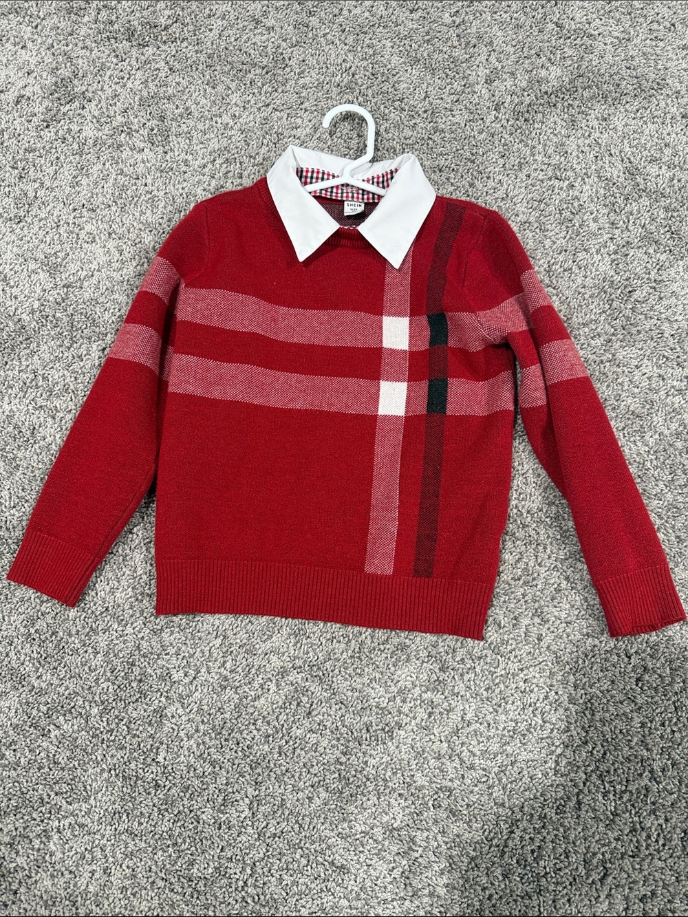 SHEIN Red Knit Sweater with White Faux Collar - boys